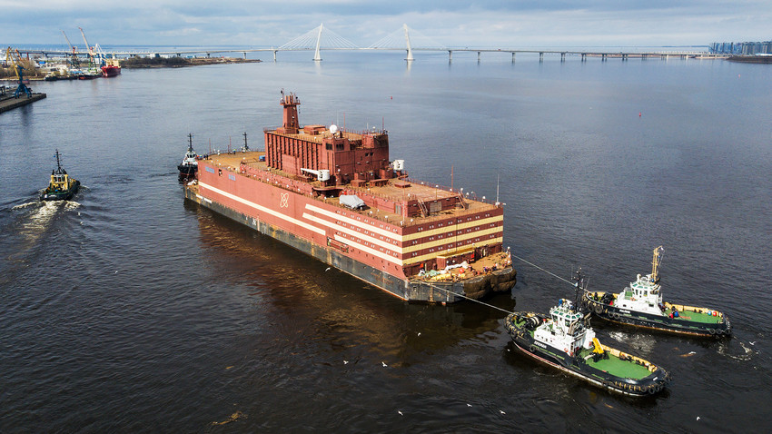 Mise à l’eau par la Russie de la seule centrale nucléaire flottante au monde