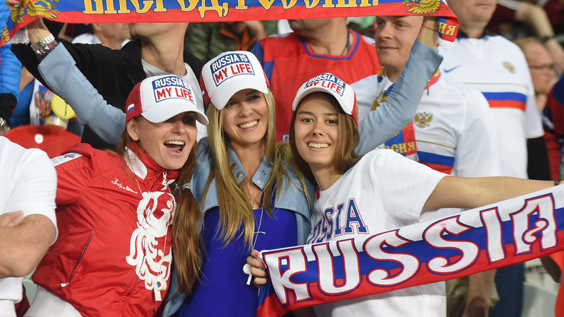 «Sois sélectif» : la Fédération argentine de foot donne des conseils pour draguer les filles russes