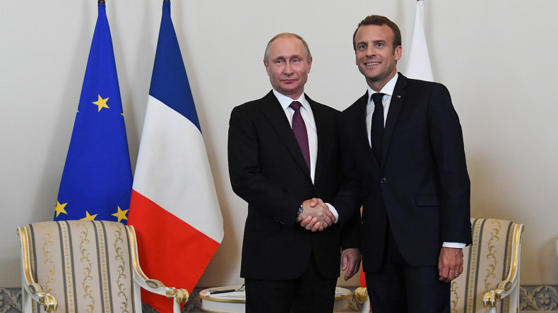 Vladimir Poutine et Emmanuel Macron s’expriment depuis le Forum économique de Saint-Pétersbourg