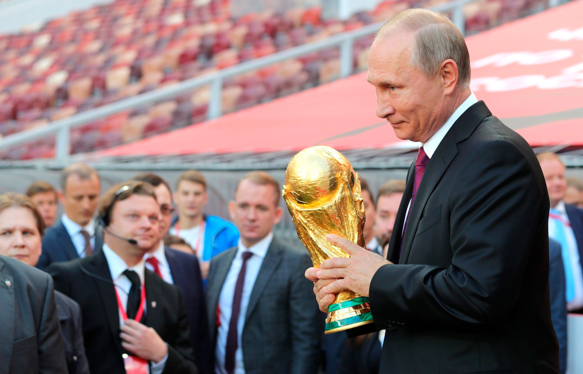 Quelles seront les retombées économiques de la Coupe du Monde pour la Russie?