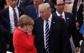 Angela Merkel poussée dans les cordes, et Trump en profite pour obtenir le KO (Vidéo)