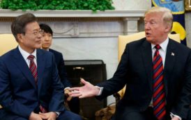 Trump évoque un possible report du sommet avec Kim à Singapour