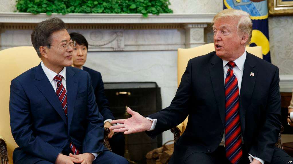 Trump évoque un possible report du sommet avec Kim à Singapour