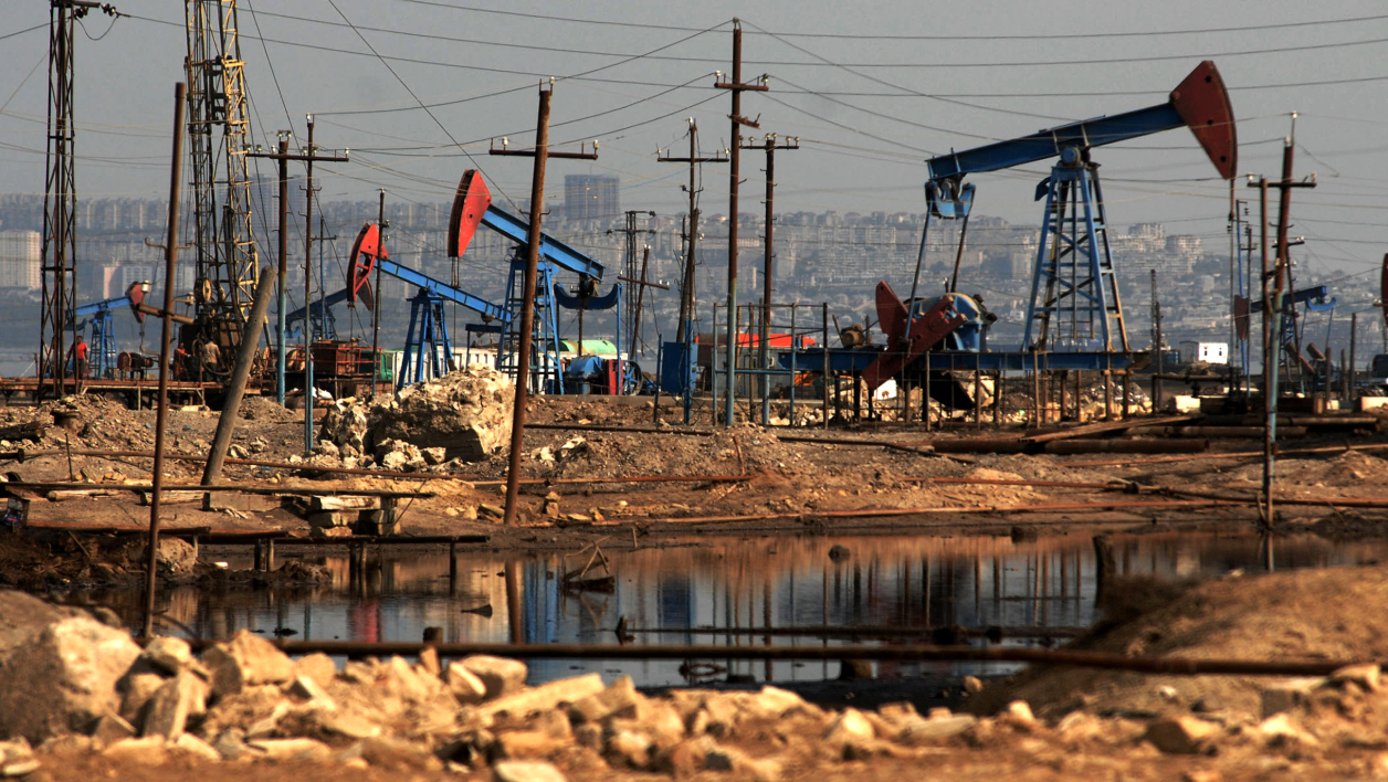 Le pétrole baisse après le retrait américain de l’accord de Paris