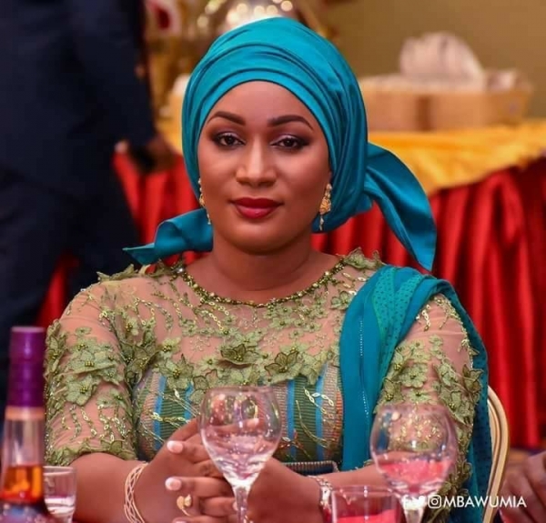 Idée de tenues dames: Découvrez comment Mme Samira Bawumia a marqué la mode 2017 au Ghana.