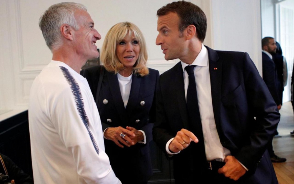 Emmanuel Macron félicite les Bleus et leur donne rendez-vous en demi-finale