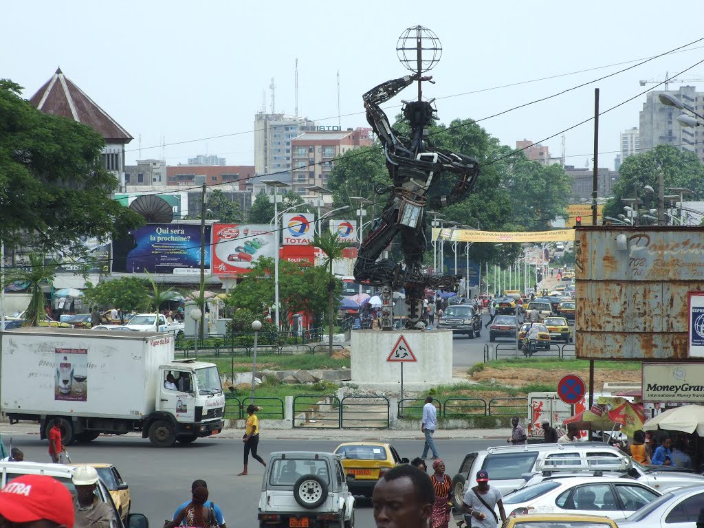 Douala: Voici pourquoi un jeune homme de 19 ans poignarde un client de sa mère