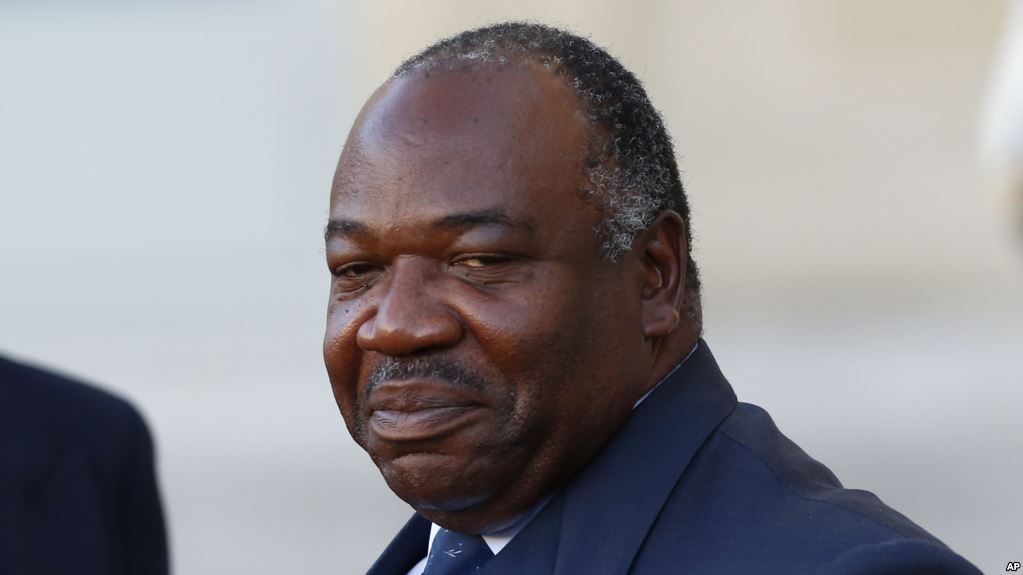 Démission du gouvernement au Gabon