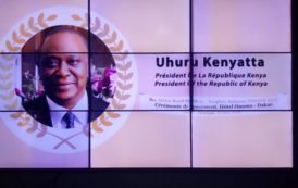 Uhuru Kenyatta lauréat du trophée Babacar Ndiaye