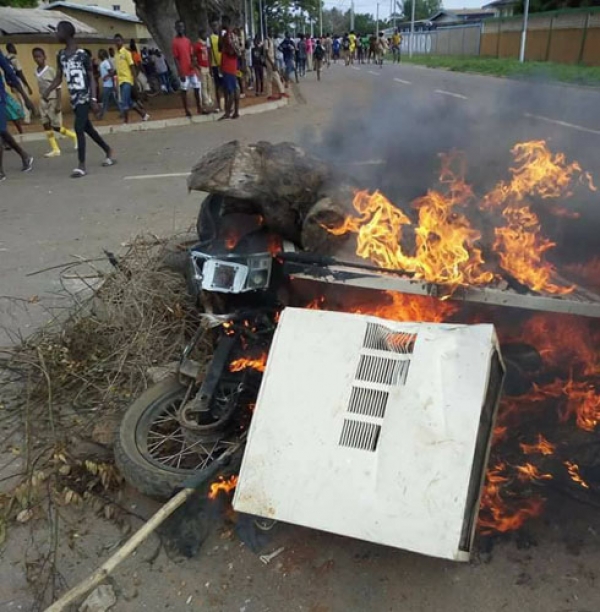 Côte d’Ivoire : M’bahiakro : les élèves se révoltent, après la mort de leur camarade