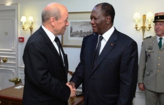 Côte d’Ivoire: Le Drian à Abidjan dans un contexte de tension postélectoral