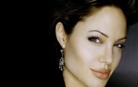 Secrets de beauté : les astuces de l’actrice Angelina Jolie pour avoir une peau ferme
