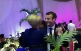 Emmanuel et Brigitte Macron, une danse à Dakar