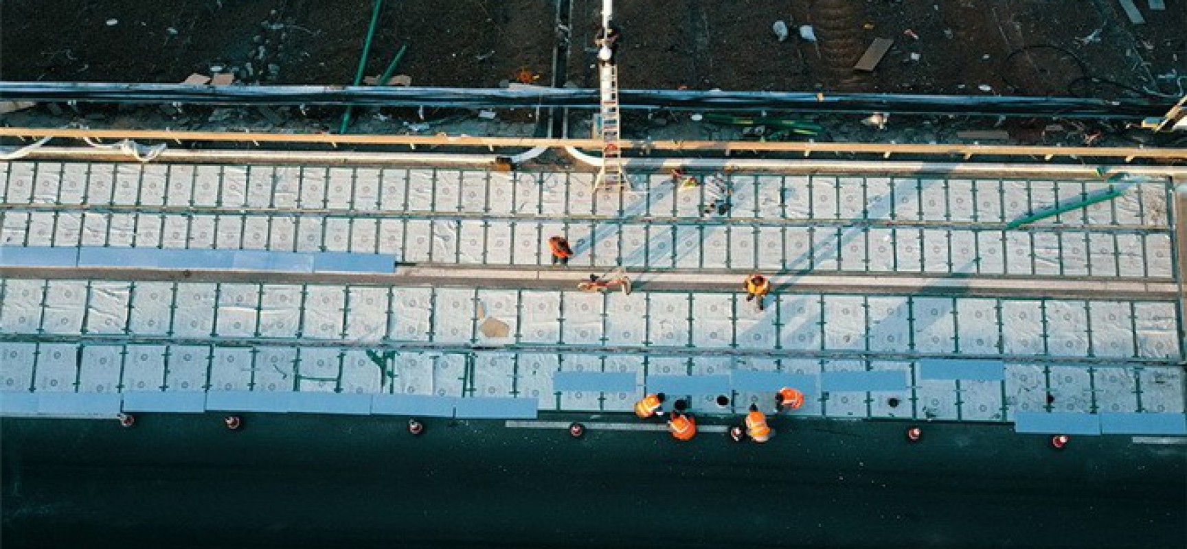 Chine : la première autoroute à énergie solaire bientôt ouverte au trafic en images