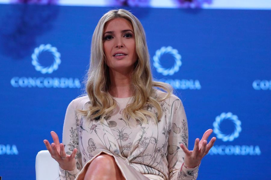 A New York, Ivanka Trump évoque le “chaos quotidien” de la Maison-Blanche [Photos]