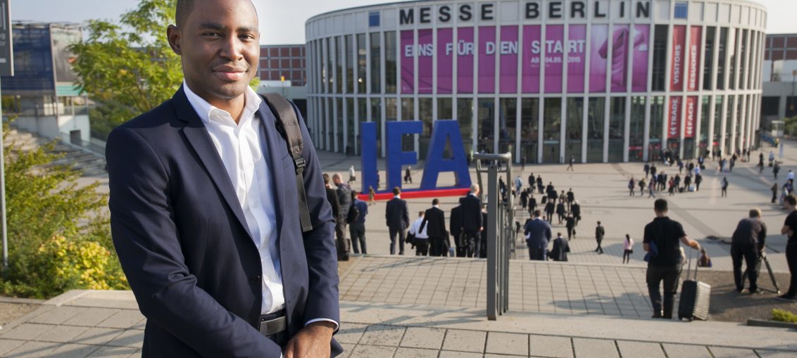 Cameroun /  Jules-Hervé Yimeumi : « Disparition Des Tablettes Et Enthousiasme Pour La Réalité Augmentée À L’IFA De Berlin »