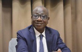 La Côte d’Ivoire annonce une hausse des recettes fiscales malgré la chute des prix du cacao