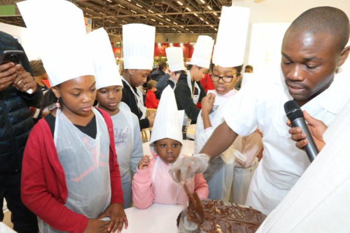 SIA 2018 : Un atelier pour présenter le processus de transformation du cacao à des petits Parisiens