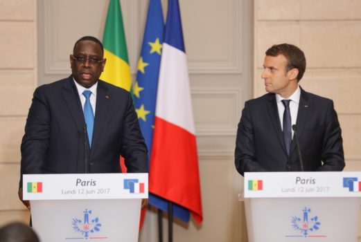 Macky-Sall-et-Emmanuel-Macron-2