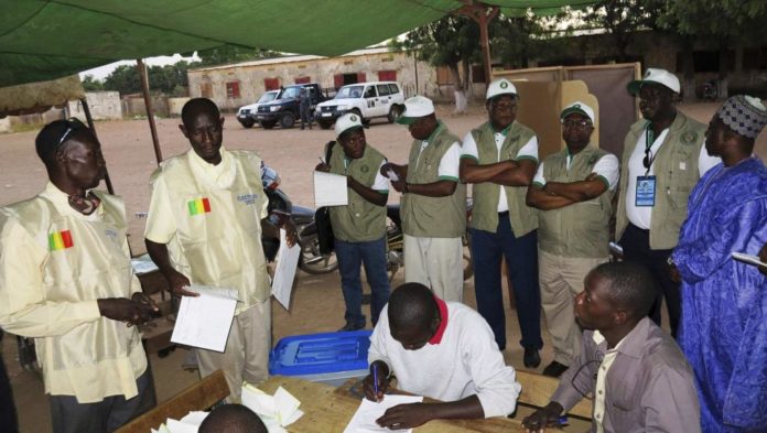 Elections présidentielles Mali: la mésaventure des observateurs africains