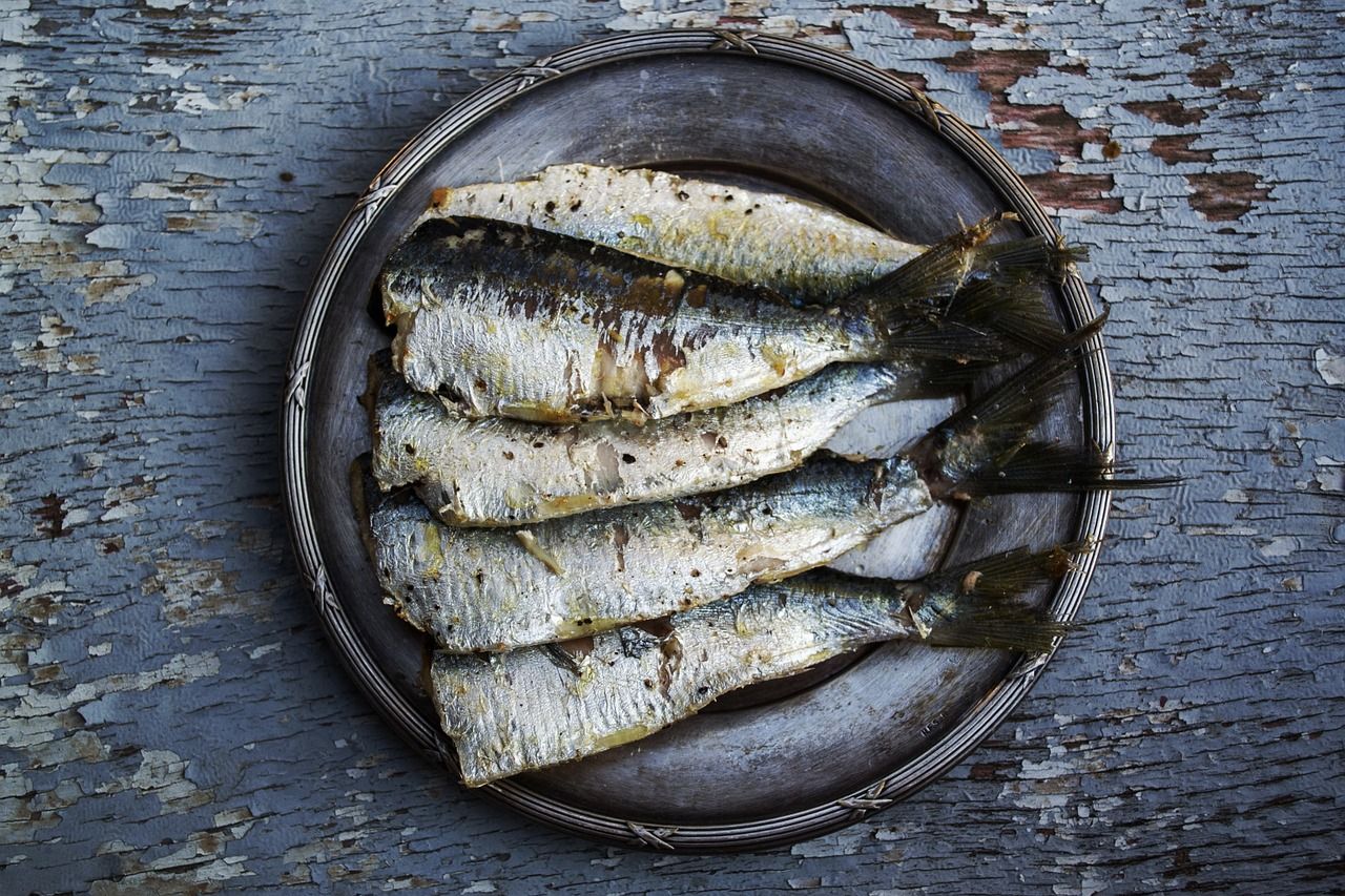 Manger du poisson chaque semaine aiderait à mieux dormir et améliorerait le QI pour les enfants