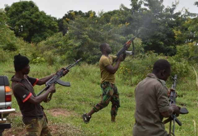 Côte d’Ivoire/Bangolo : Des hommes lourdement armés attaquent un poste de la Gendarmerie et des FACI