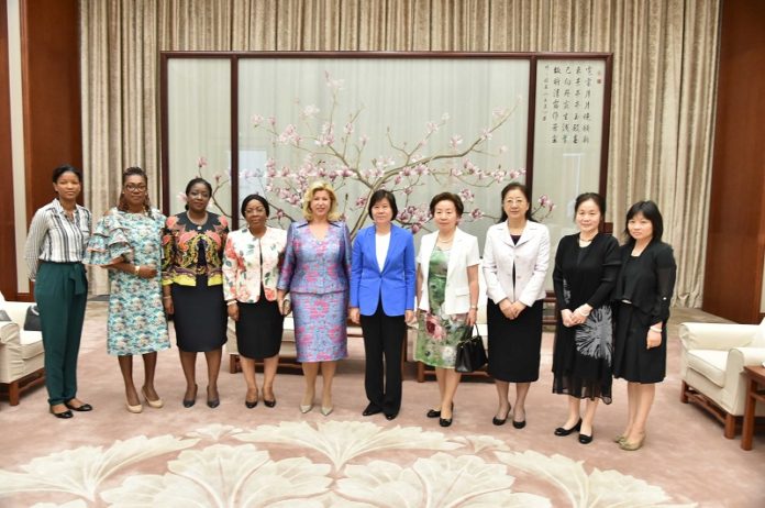 La Fédération des Femmes de Chine à Dominique Ouattara :« Nous avons beaucoup d’admiration pour vous ! »