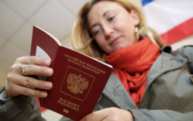 Pourquoi les Russes ont-ils deux passeports?