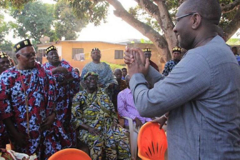 Yamoussoukro Côte-d’Ivoire: Nouvelle investiture annoncée d’un “fils” héritier d’Houphouët-Boigny