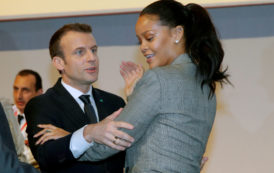 Emmanuel Macron rencontre Rihanna au Sénégal en images