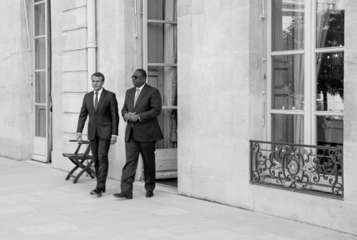 Visite-de-Macky-Sall-en-France-avec-Macron-3