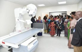 En marge du 5ème sommet de l`UA-UE: Les Premières Dames visitent l`Hôpital Mère-Enfant Dominique Ouattara de Bingerville en images