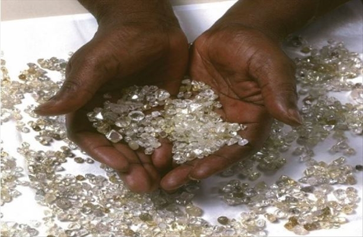 À propos des exportations de diamants bruts par les bureaux d’achat agréent en République centrafricaine