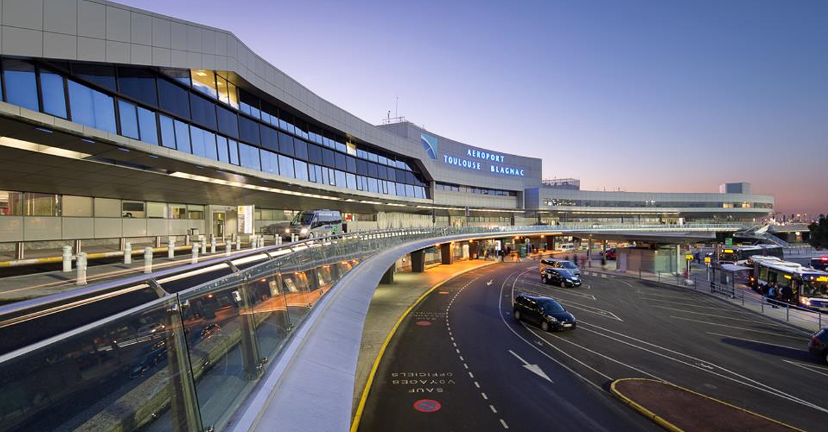 Aéroport de Toulouse : destinations, parkings, navette, toutes les infos pratiques