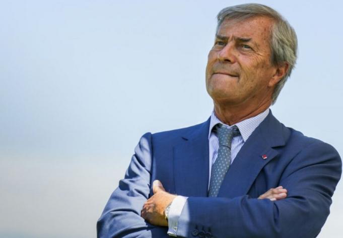 Affaire Bolloré : Vache logorrhée ou vache dorée ?