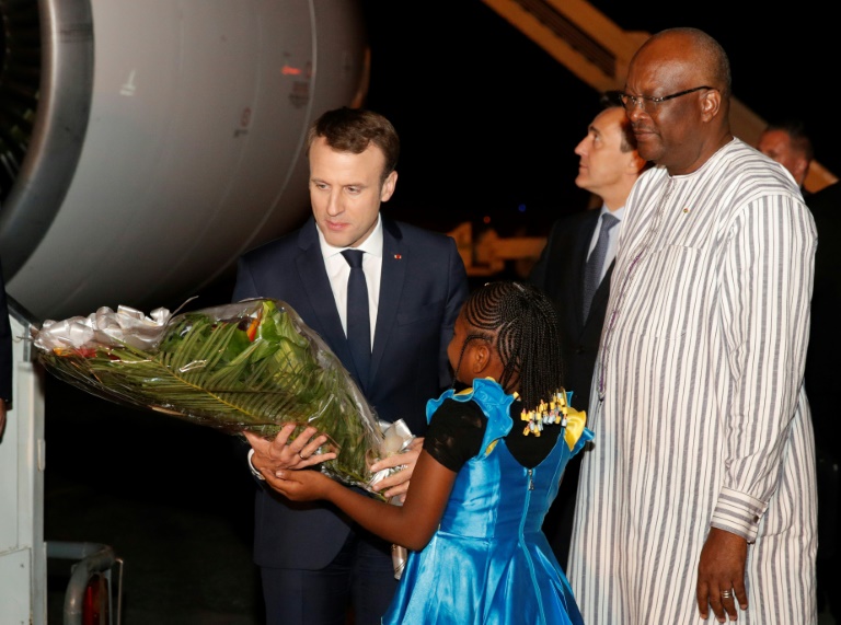 Burkina: une grenade lancée contre des soldats français peu avant l’arrivée de Macron