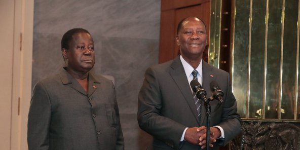 Côte d’Ivoire : Ouattara et Bédié adoptent le « principe de l’accord politique pour la création d’un parti unifié »