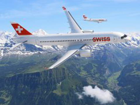 Bombardier livre à SWISS son premier CS300