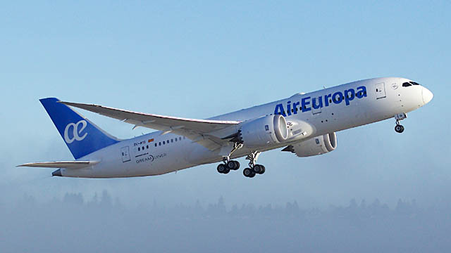 Air Europa se pose à Athènes, Copenhague et Stockholm