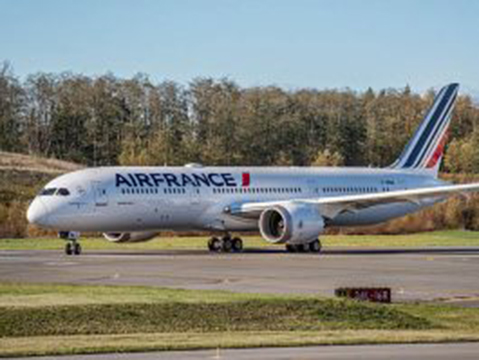 Douze destinations pour le Dreamliner d’Air France