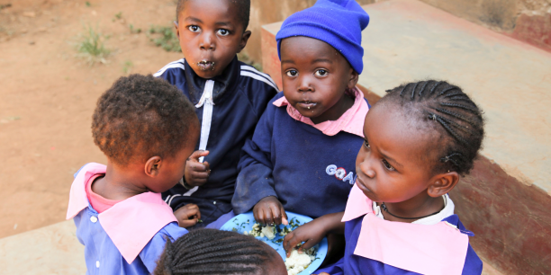 Nigeria : lancement d’un vaste programme d’alimentation scolaire