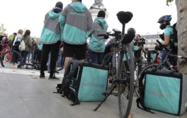 Les livreurs de Deliveroo ne digèrent toujours pas d’être payés à la course