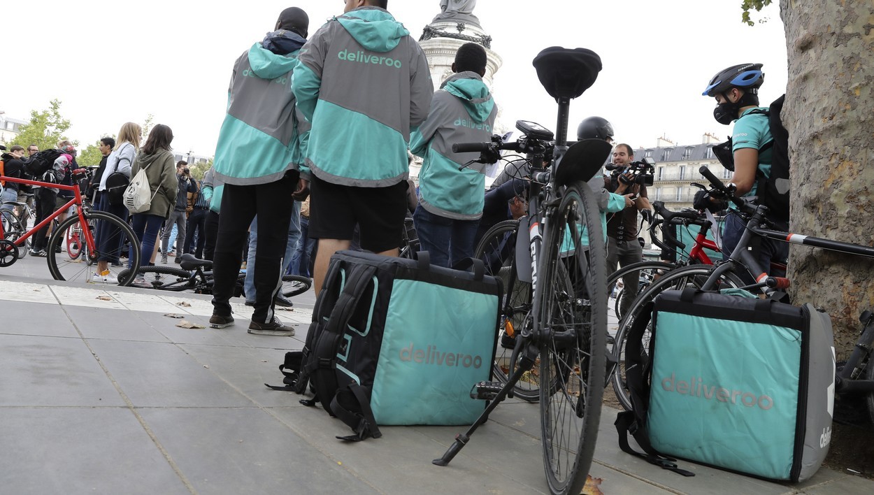 Les livreurs de Deliveroo ne digèrent toujours pas d’être payés à la course