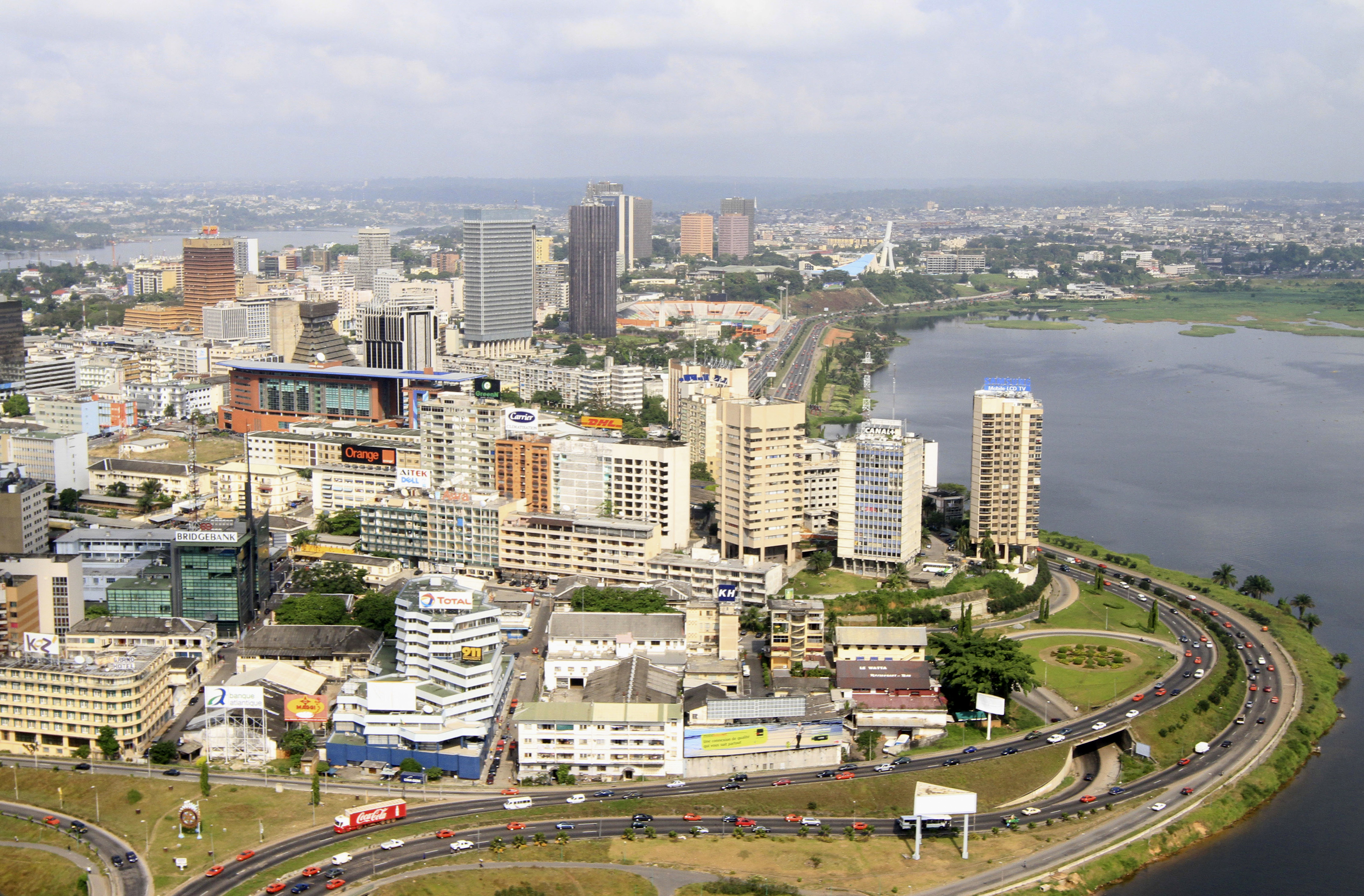 Comment la Côte d’Ivoire pourrait faciliter l’acquisition de nouvelles technologies à ses entreprises et ses citoyens ?