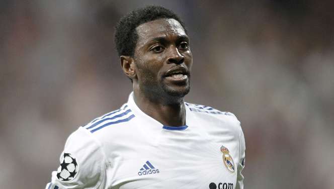 Emmanuel Adebayor : « Mes parents ont tenté de me faire chasser du Real Madrid. »