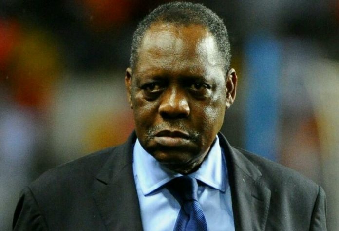 Cameroun – Football : Issa Hayatou sort de sa réserve et répond a Ahmad Ahmad, son successeur A la tête de la CAF, au sujet de la CAN 2019