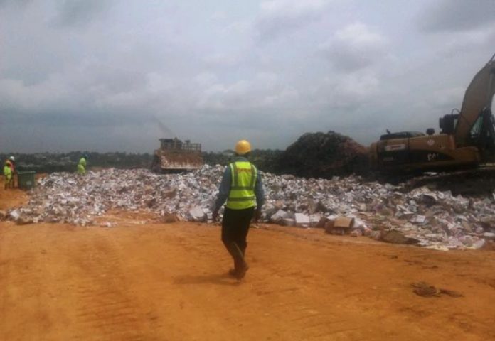 Cameroun: 47 tonnes de lait contaminé du fabricant Lactalis détruites par les autorités a Douala