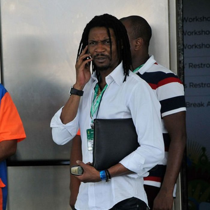 CAMEROUN : Rigobert Song Bahanag frappé par un AVC et interné aux urgences à Yaoundé