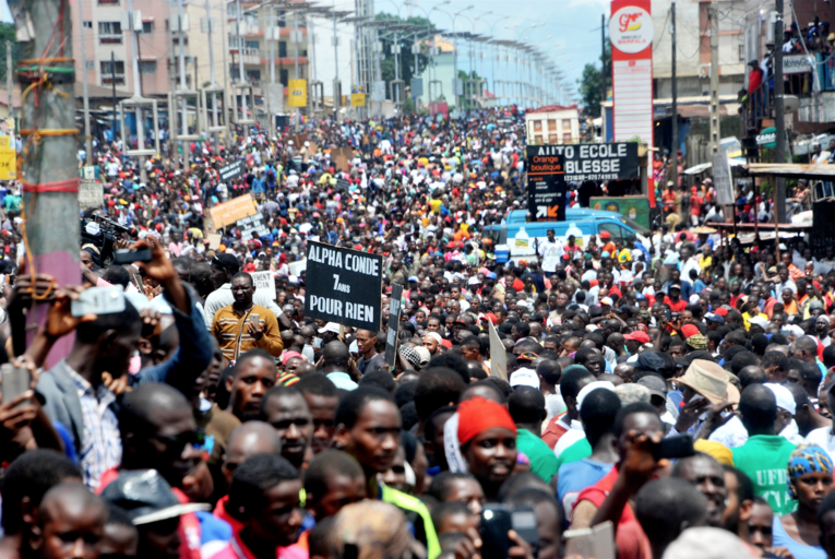 Guinée. Alpha Condé veut-il s’octroyer un troisième mandat ?