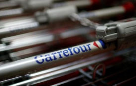 Carrefour chute lourdement et entraîne Casino